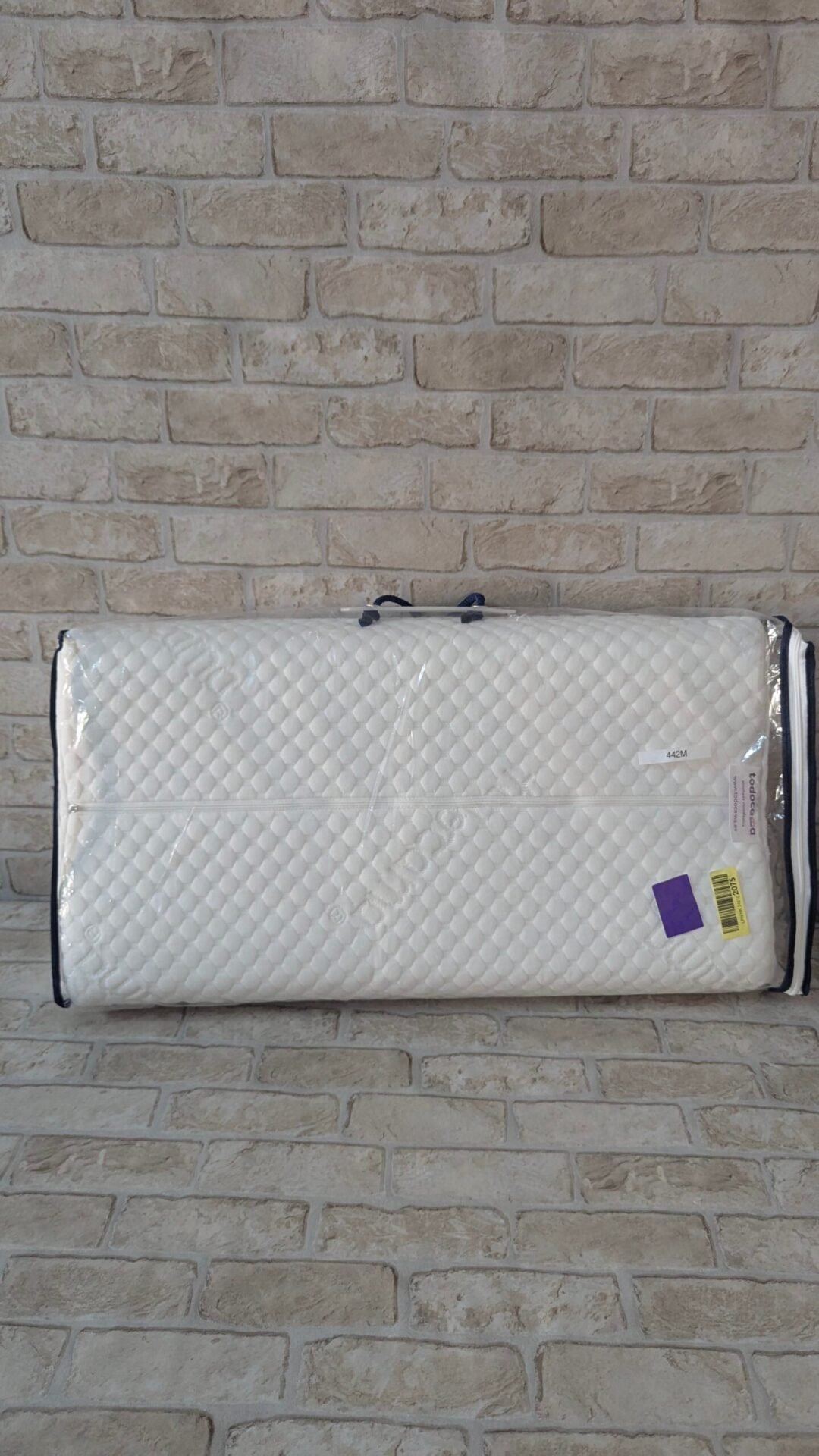 Foto 2 de Almohada viscoelástica Todocama con funda acolchada