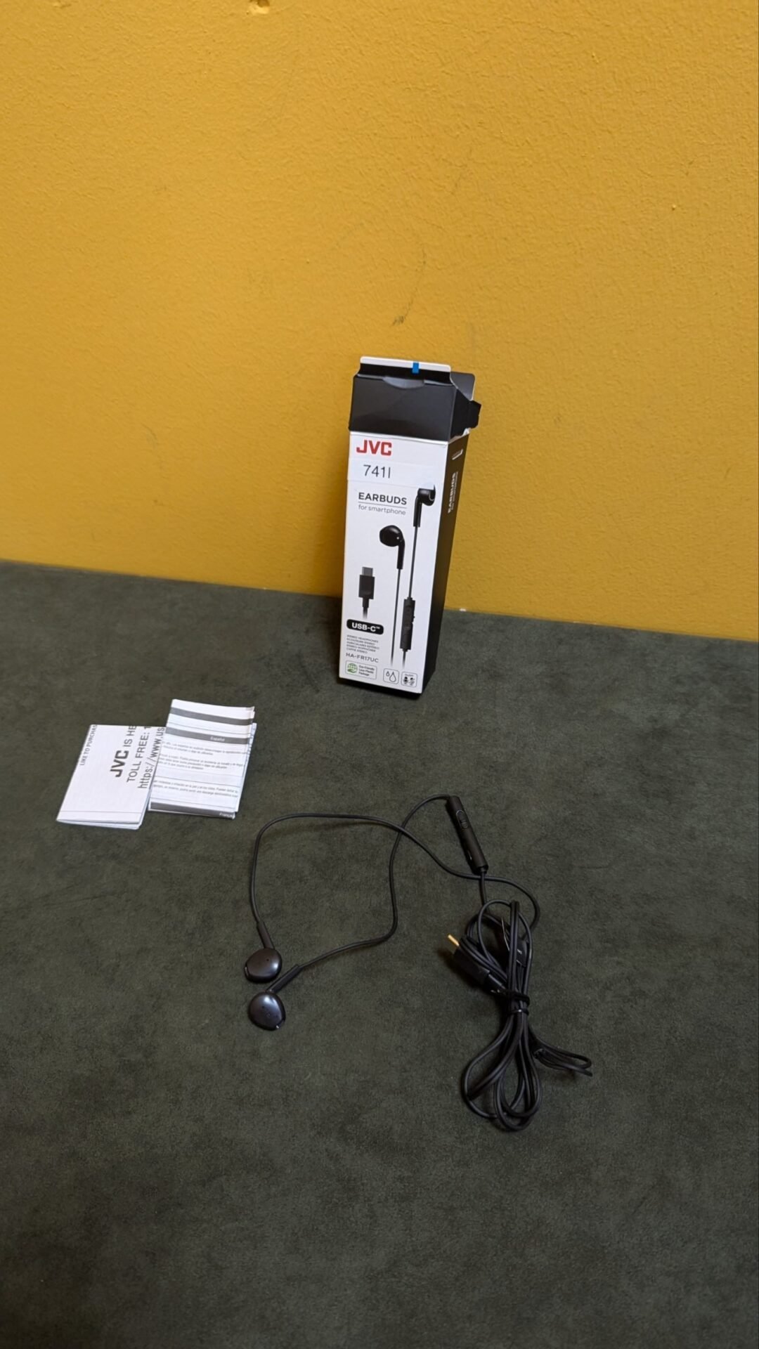 Foto 2 de Audífonos de botón JVC Micrófono integrado