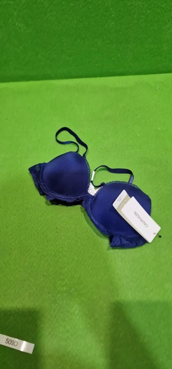 Foto 7 de Calvin Klein Brasier Lift Demi Talla: 85A