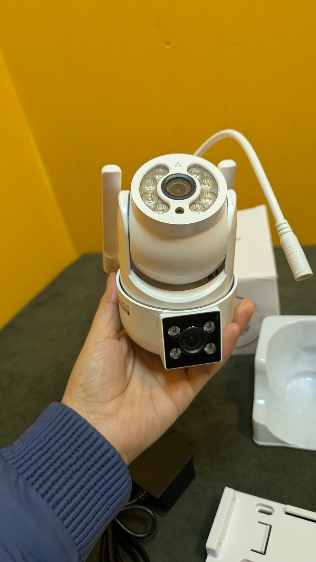 Foto 4 de Cámara IP WiFi Tuya 8MP PTZ doble lente