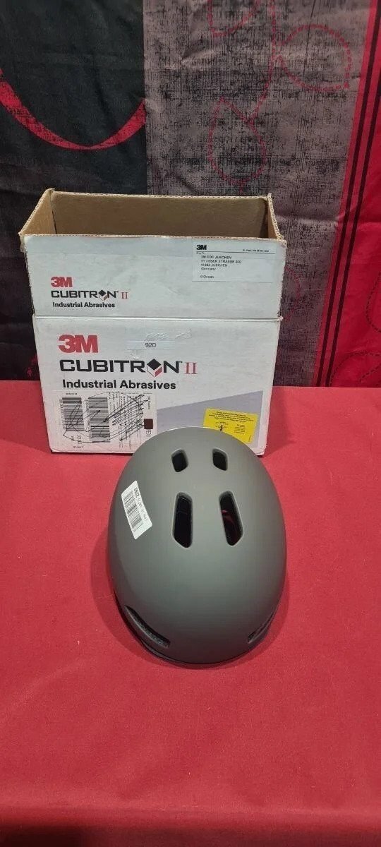 Casco ALPINA Brooklyn Café/Gris Mate Tamaño: 52-57 cm en Riobamba, Chimborazo