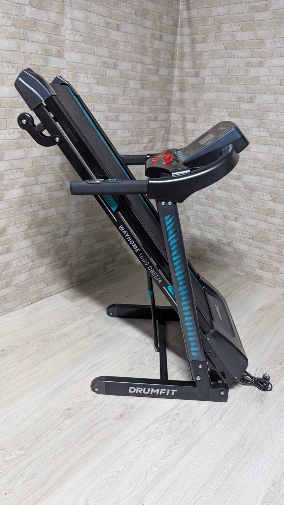 Foto 4 de Cecotec Cinta de Correr Plegable DrumFit WayHome 1600 Obelia