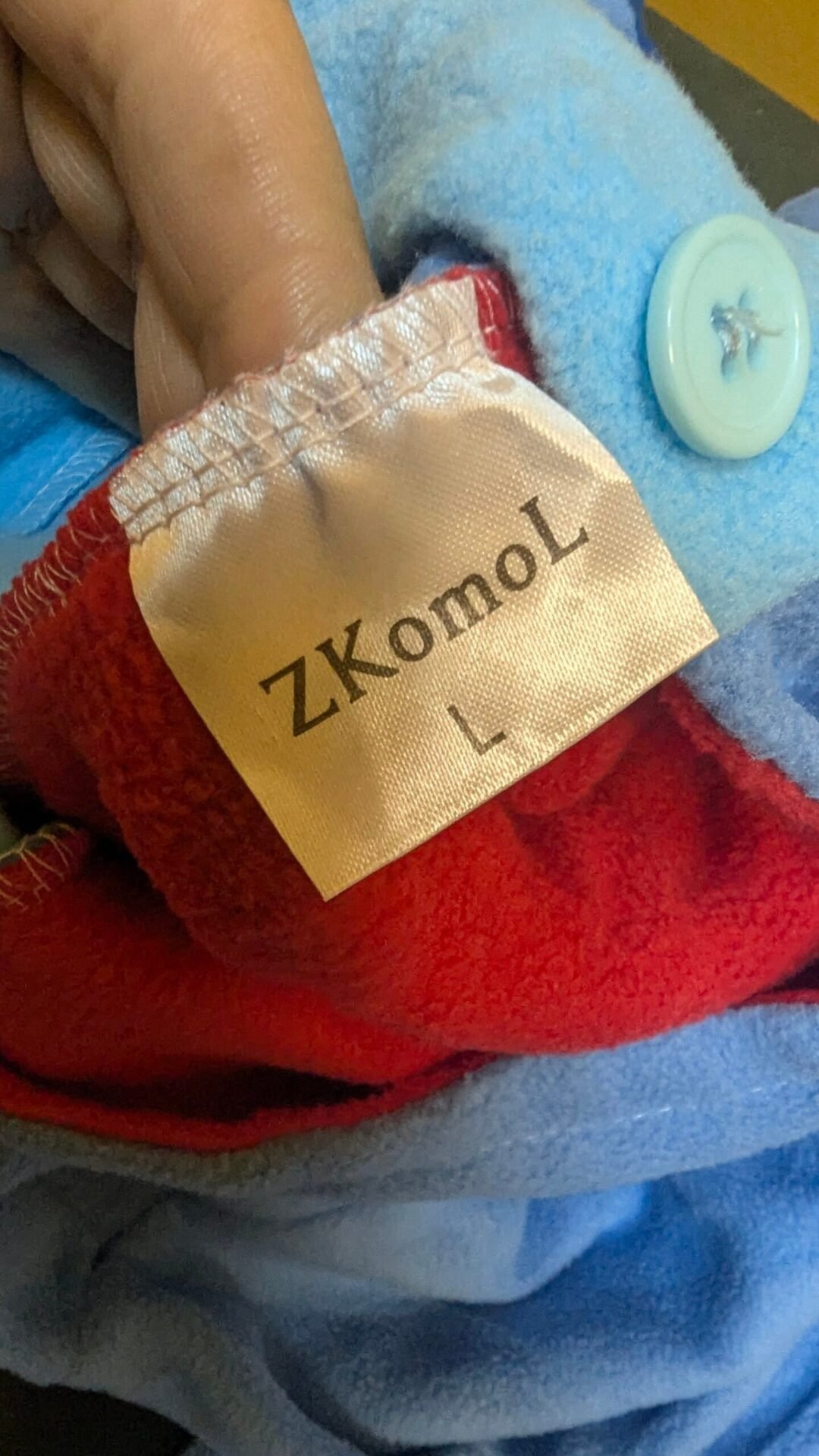 Foto 8 de Disfraz de una pieza para adulto ZKomoL STITCH