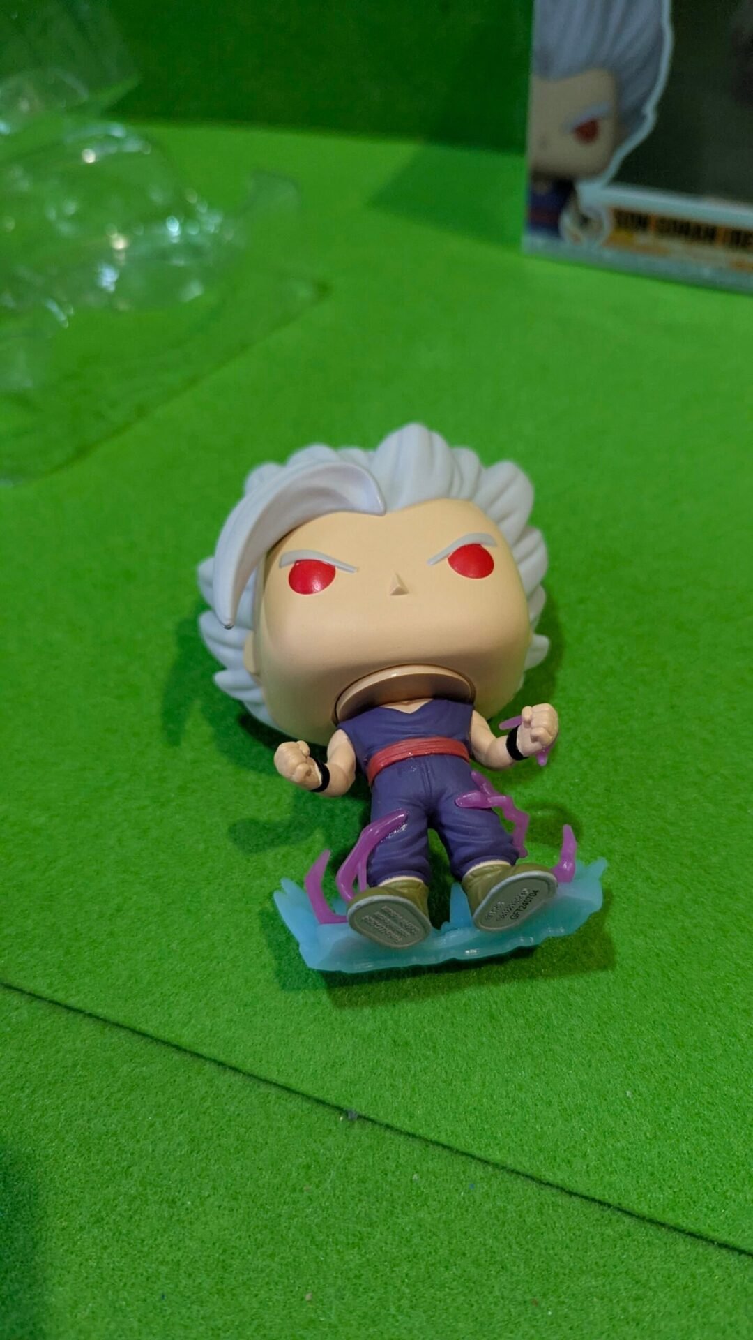 Foto 4 de Funko Pop! Animation: DBSSH – Gohan UI – 1/6 de Probabilidades de Obtener la RAR