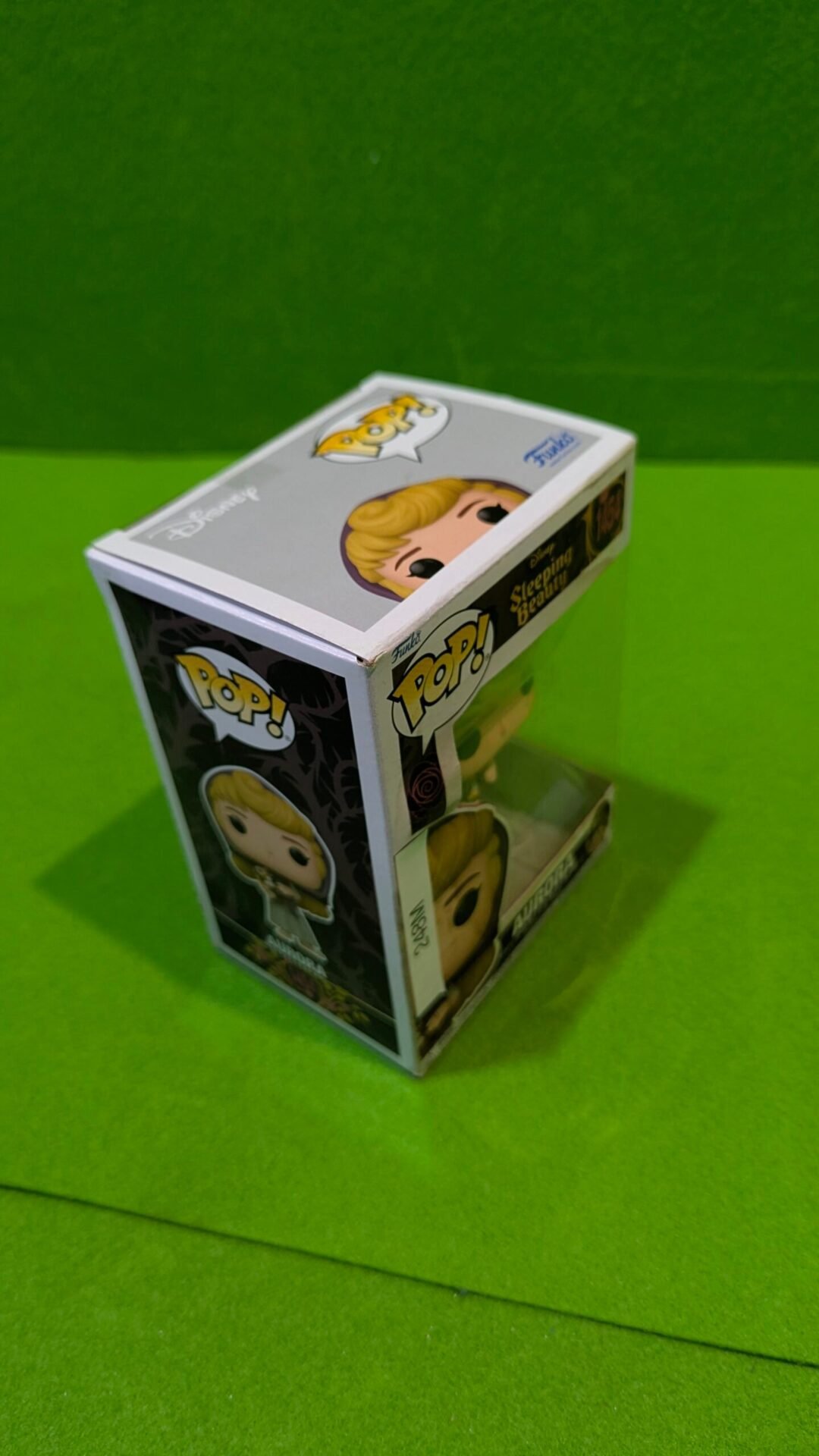 Foto 10 de Funko Pop! Disney: Sleeping Beauty 65th Anniversary – Aurora with Owl – la Bella