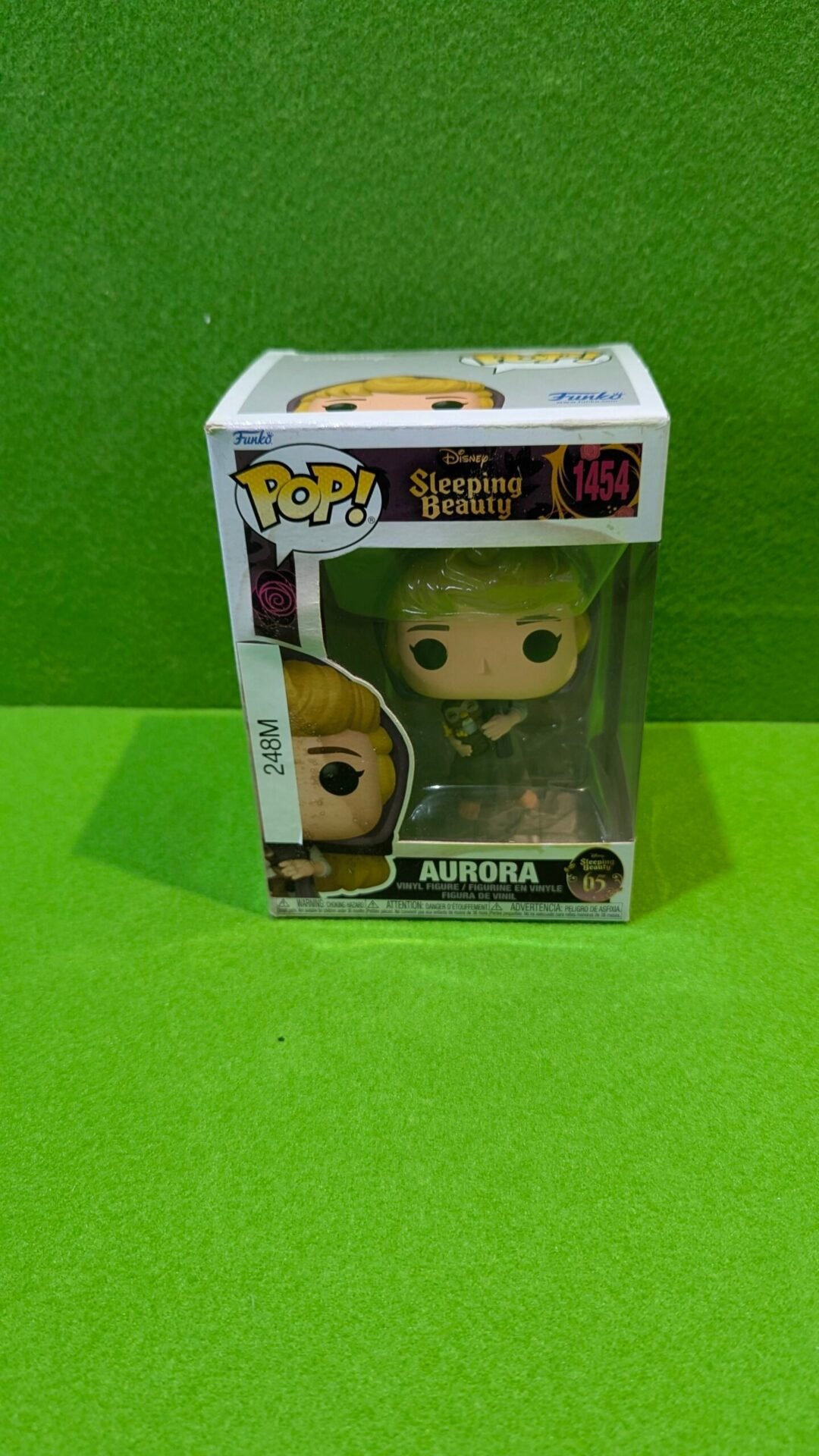 Foto 3 de Funko Pop! Disney: Sleeping Beauty 65th Anniversary – Aurora with Owl – la Bella