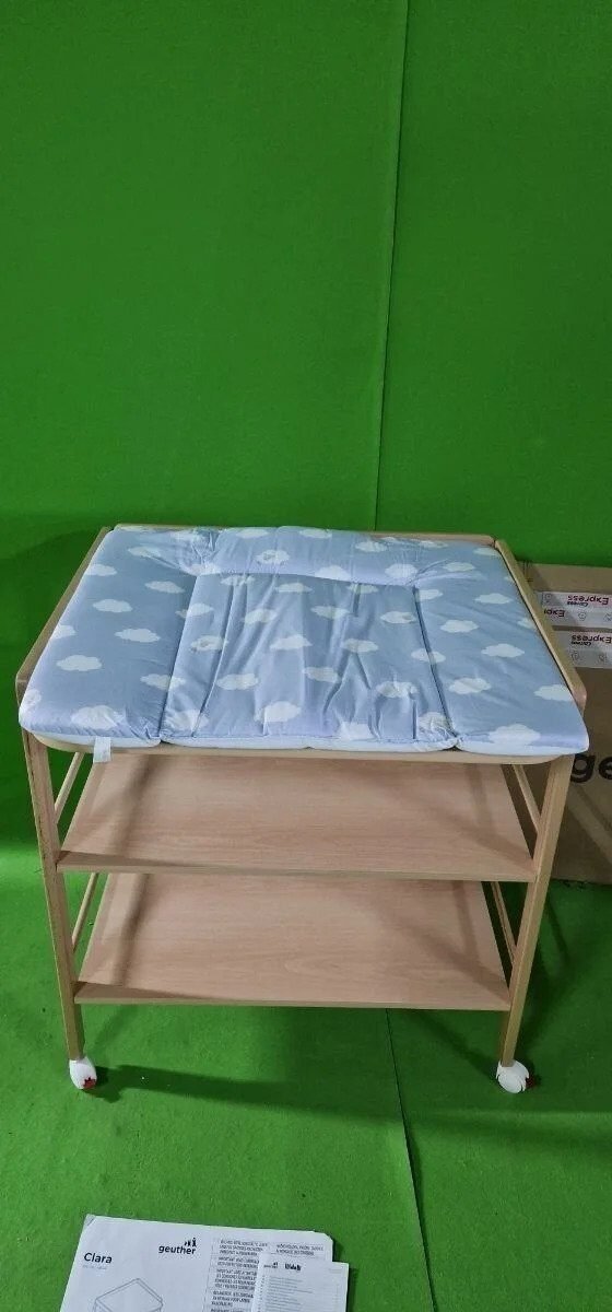 Foto 3 de Geuther 4844 – Mueble cambiador más Cambiador Jané