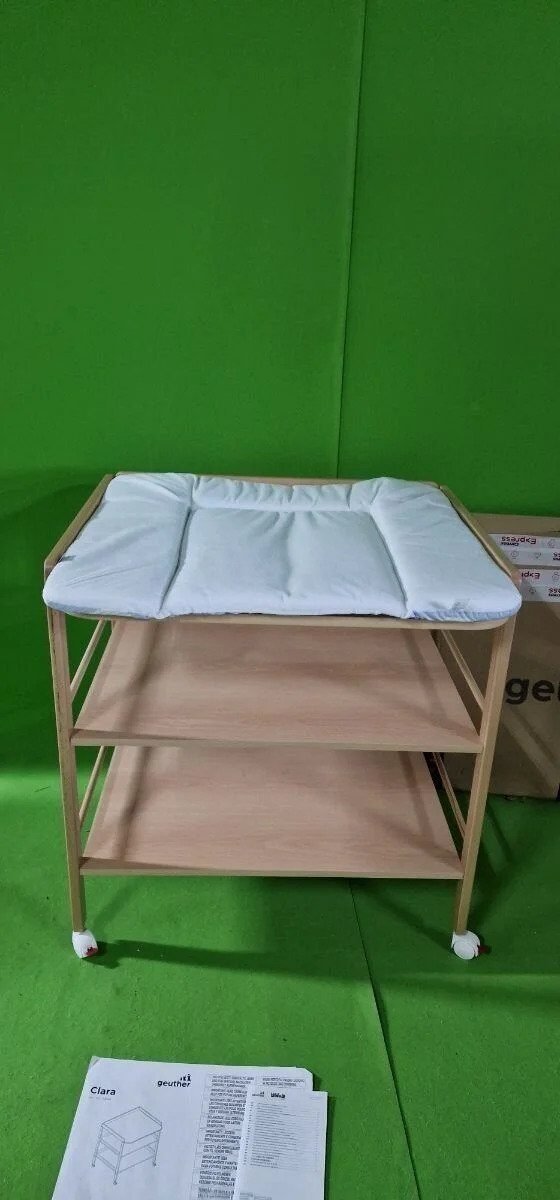 Foto 6 de Geuther 4844 – Mueble cambiador más Cambiador Jané