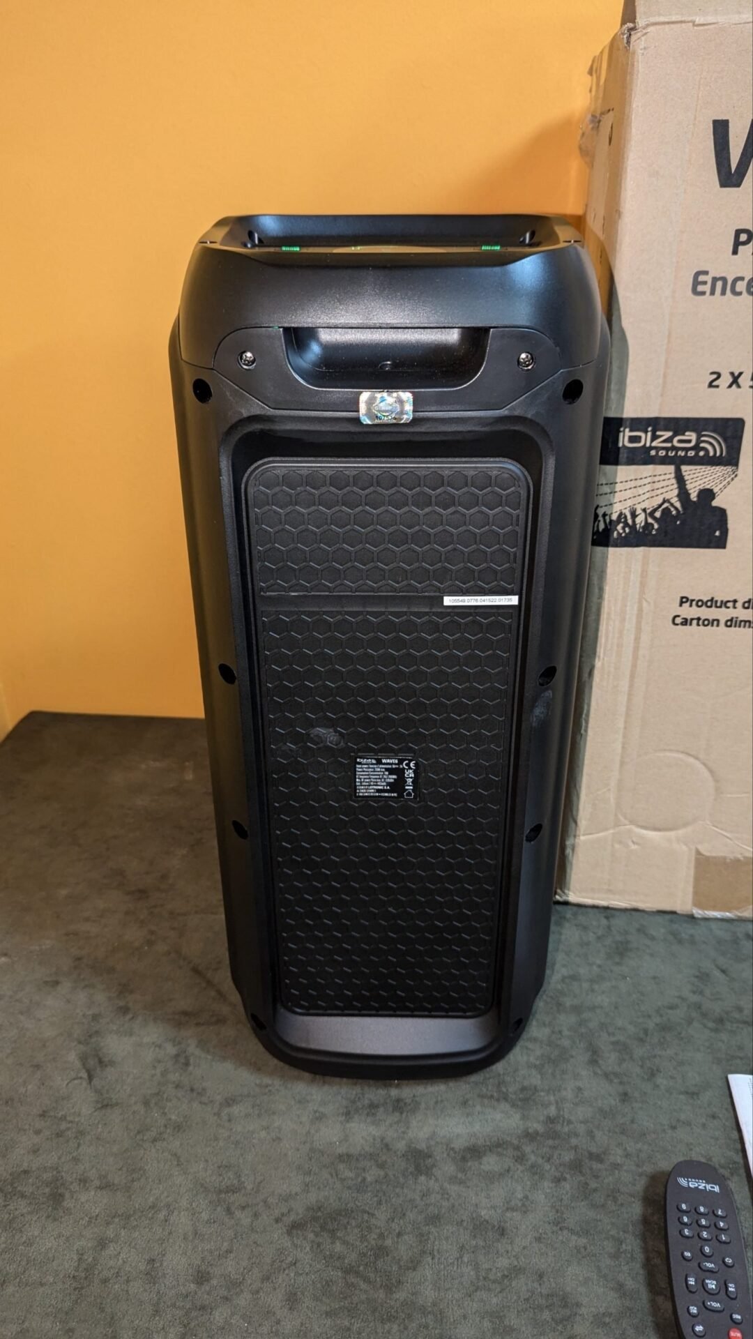 Foto 8 de Ibiza – WAVE6 – Parlante a pilas de 250W/2×5.25″