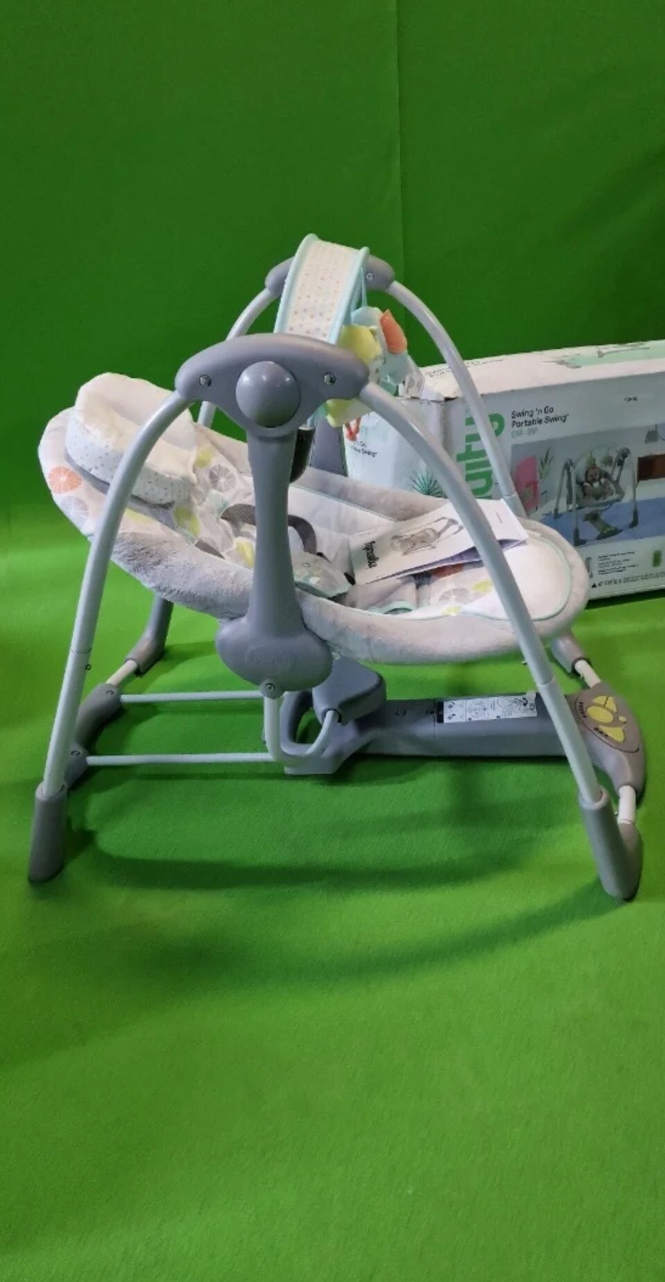 Foto 3 de Ingenuity, Columpio Compacto Plegable Hugs & Hoots, hasta 9 kg