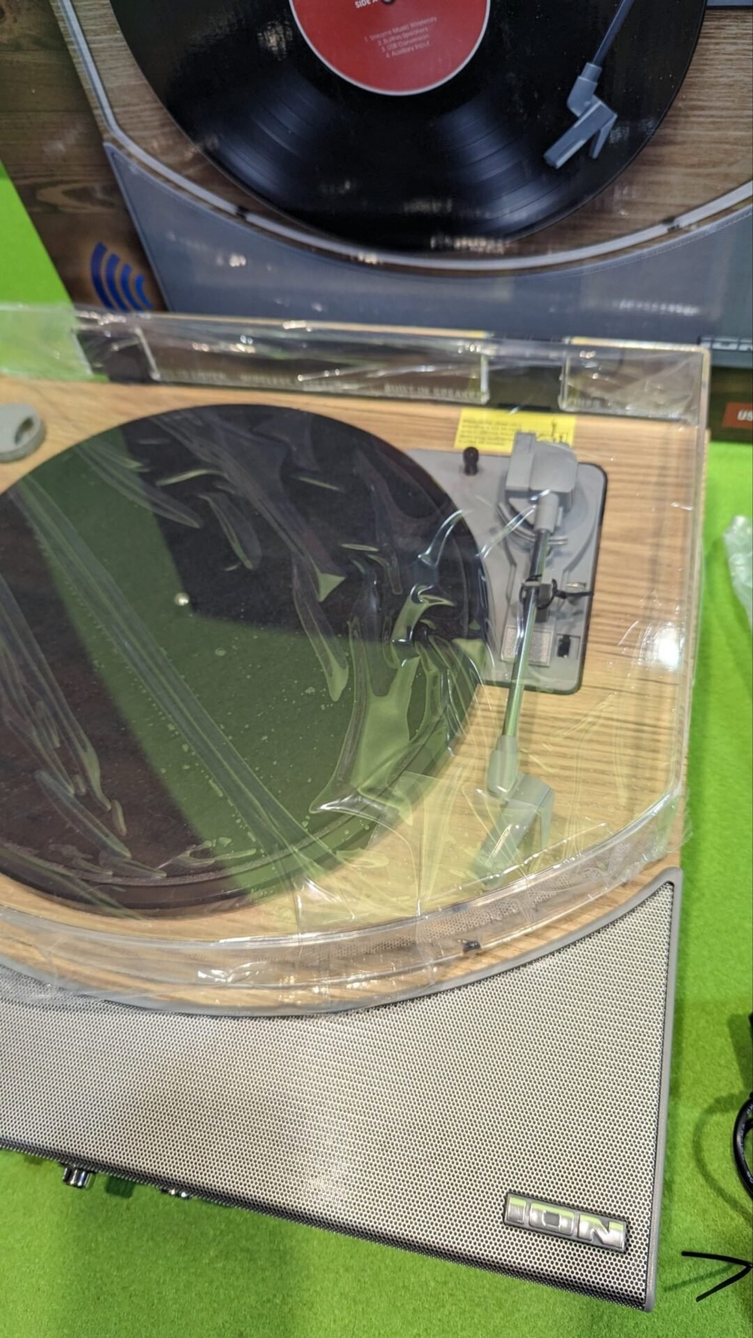 Foto 4 de ION Audio Premier LP Tocadiscos de vinilo Bluetooth, de 3 velocidades, parlantes