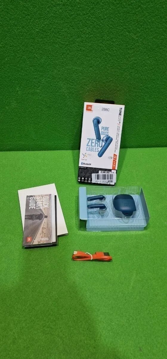 Foto 2 de JBL Tune 225 TWS Audífonos intraaurales