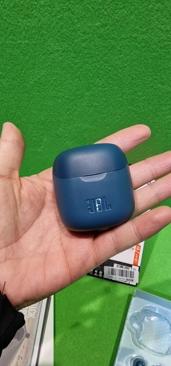 Foto 4 de JBL Tune 225 TWS Audífonos intraaurales