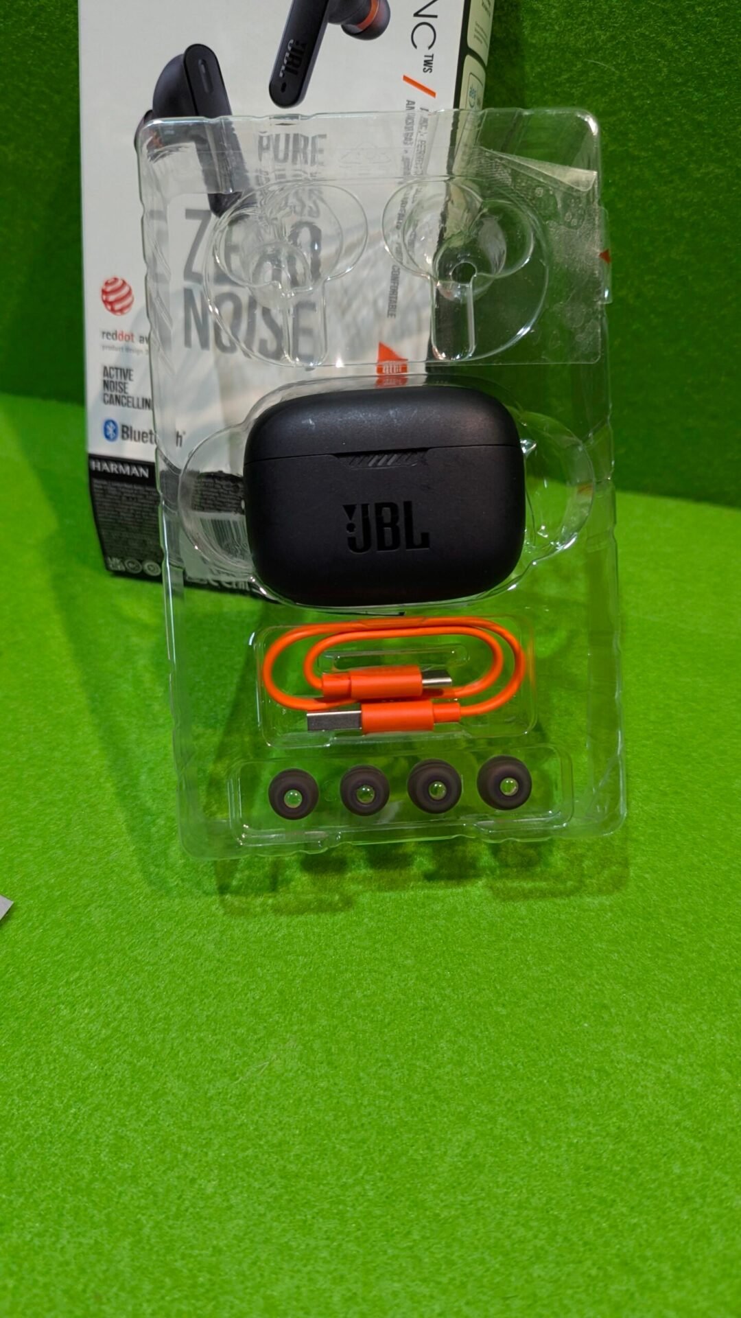 Foto 3 de JBL Tune 230 NC TWS Audífonos inalámbricos