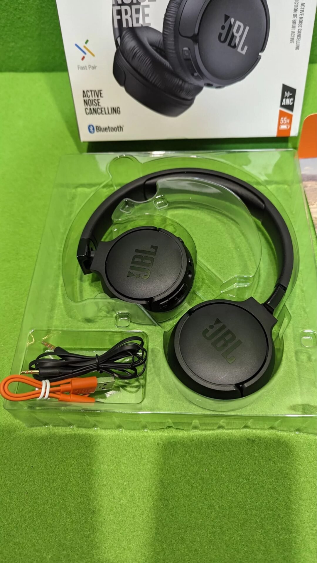 Foto 3 de JBL Tune 660NC Audífonos