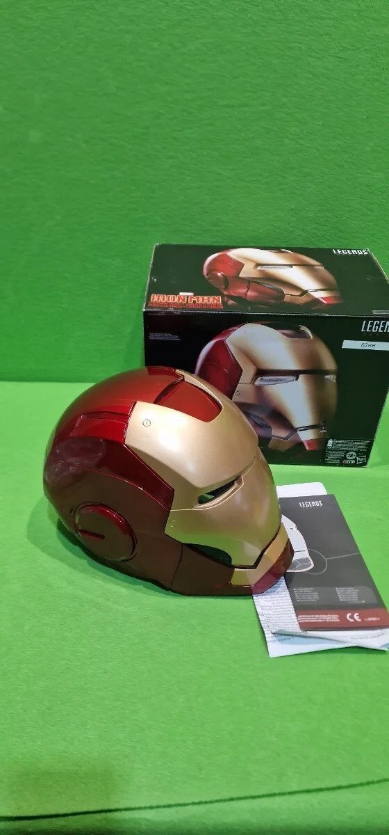 Foto 3 de Marvel Legends Avengers Casco electrónico Iron Man