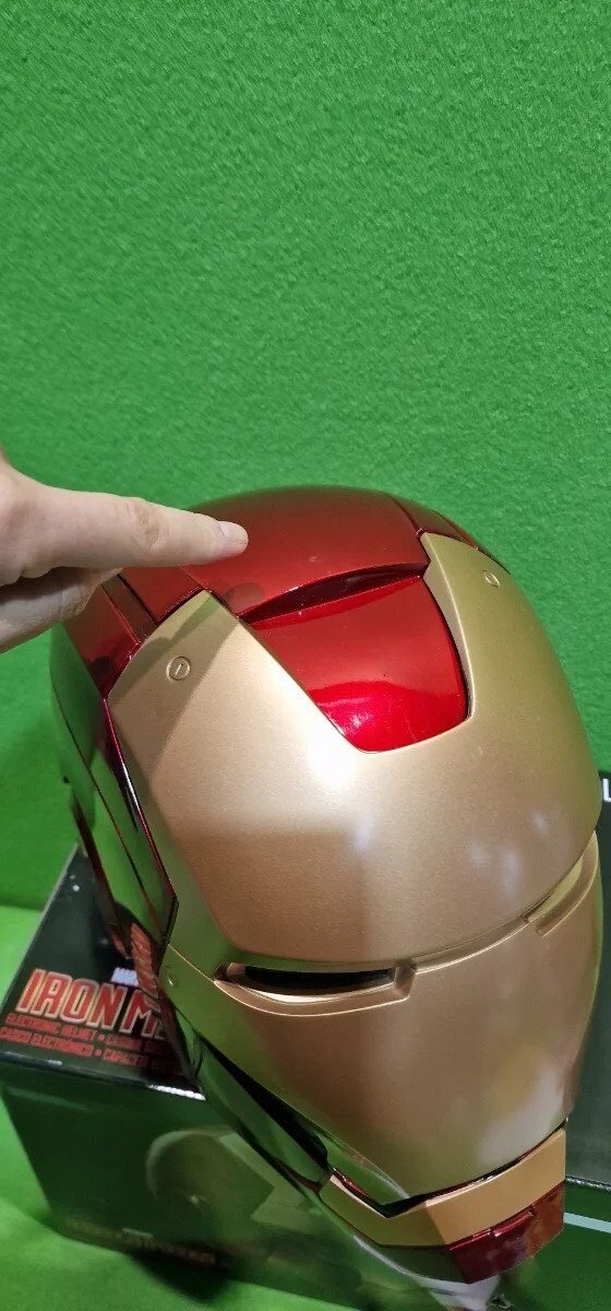 Foto 5 de Marvel Legends Avengers Casco electrónico Iron Man