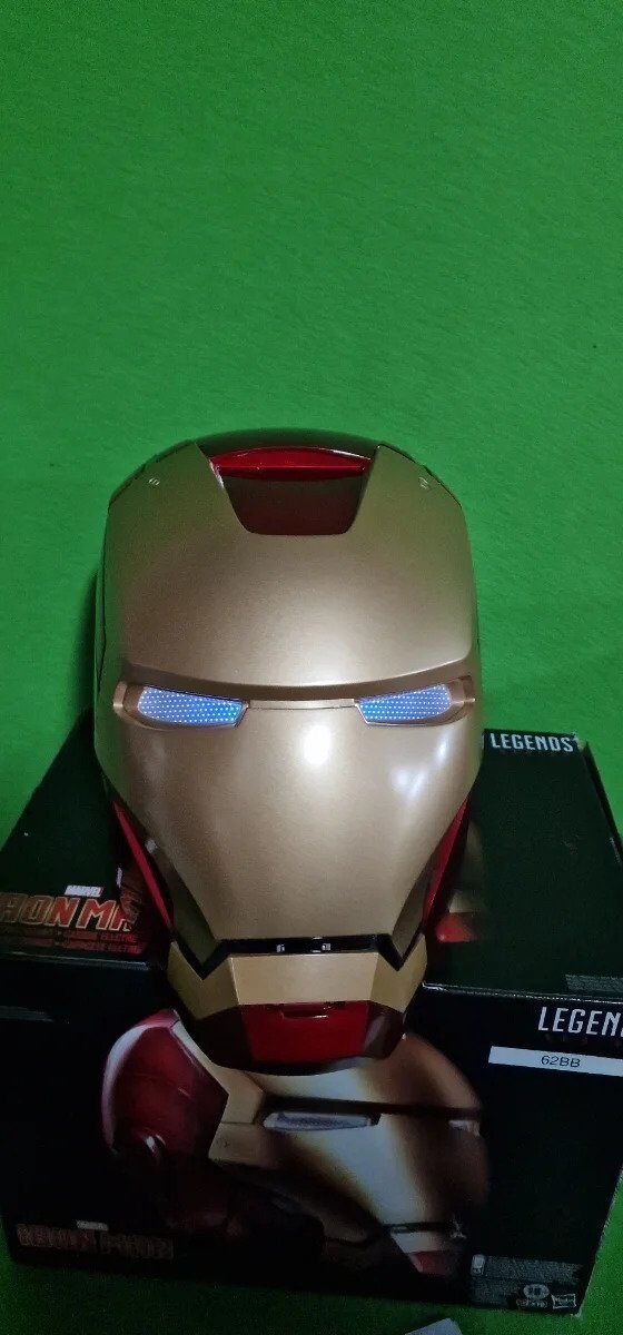 Foto 7 de Marvel Legends Avengers Casco electrónico Iron Man