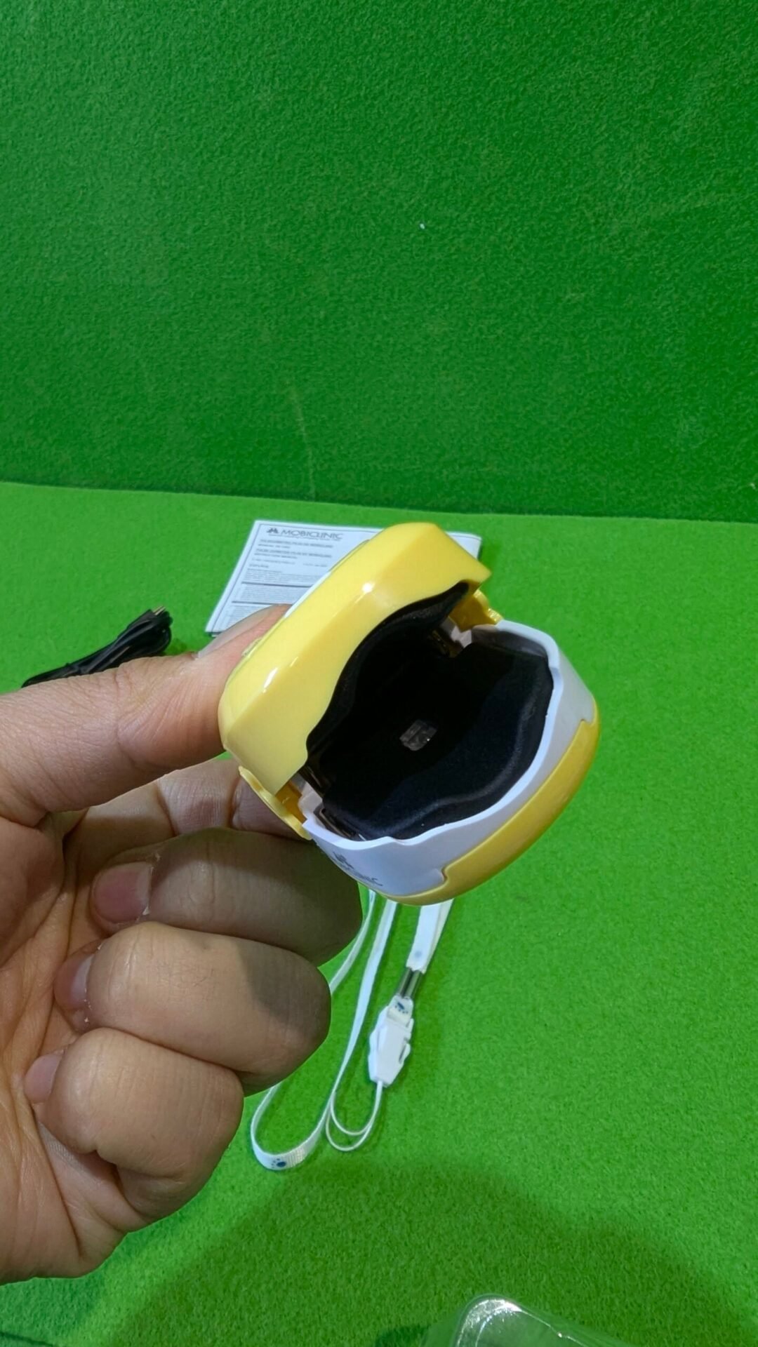 Foto 4 de Mobiclinic, Pulsioxímetro infantil Px-03