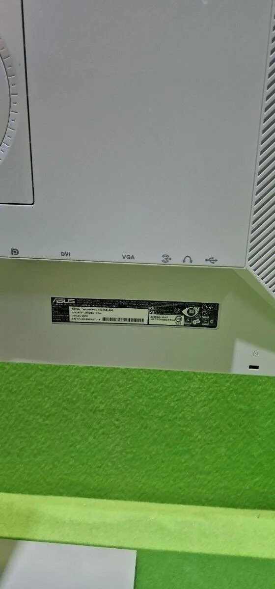 Foto 8 de Monitor de negocio ASUS BE24AQLB: 24,1″