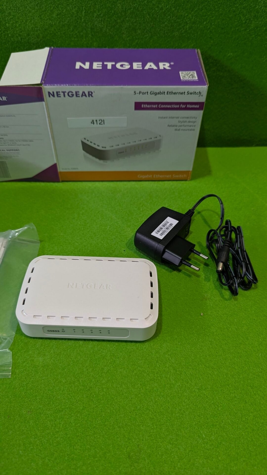Foto 7 de NETGEAR Switch Gigabit de 5 Puertos GS605-400PES