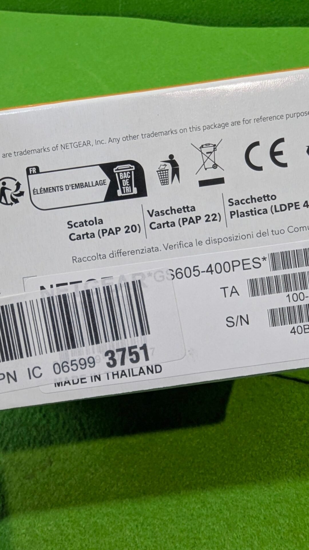 Foto 9 de NETGEAR Switch Gigabit de 5 Puertos GS605-400PES