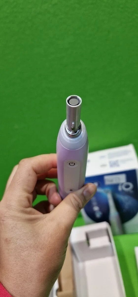 Foto 5 de Oral-B iO4N Cepillo de Dientes Eléctrico con Mango Recargable