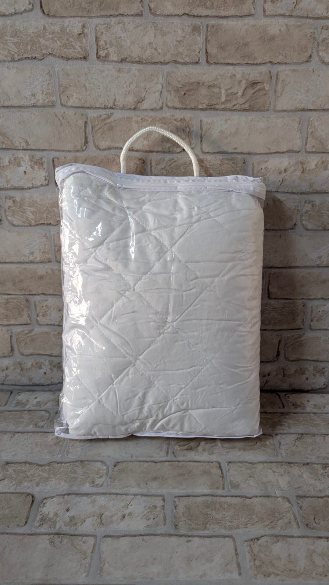 Foto 3 de Pikolin Home – Protector de Colchón Impermeable Acolchado y Transpirable Silktou