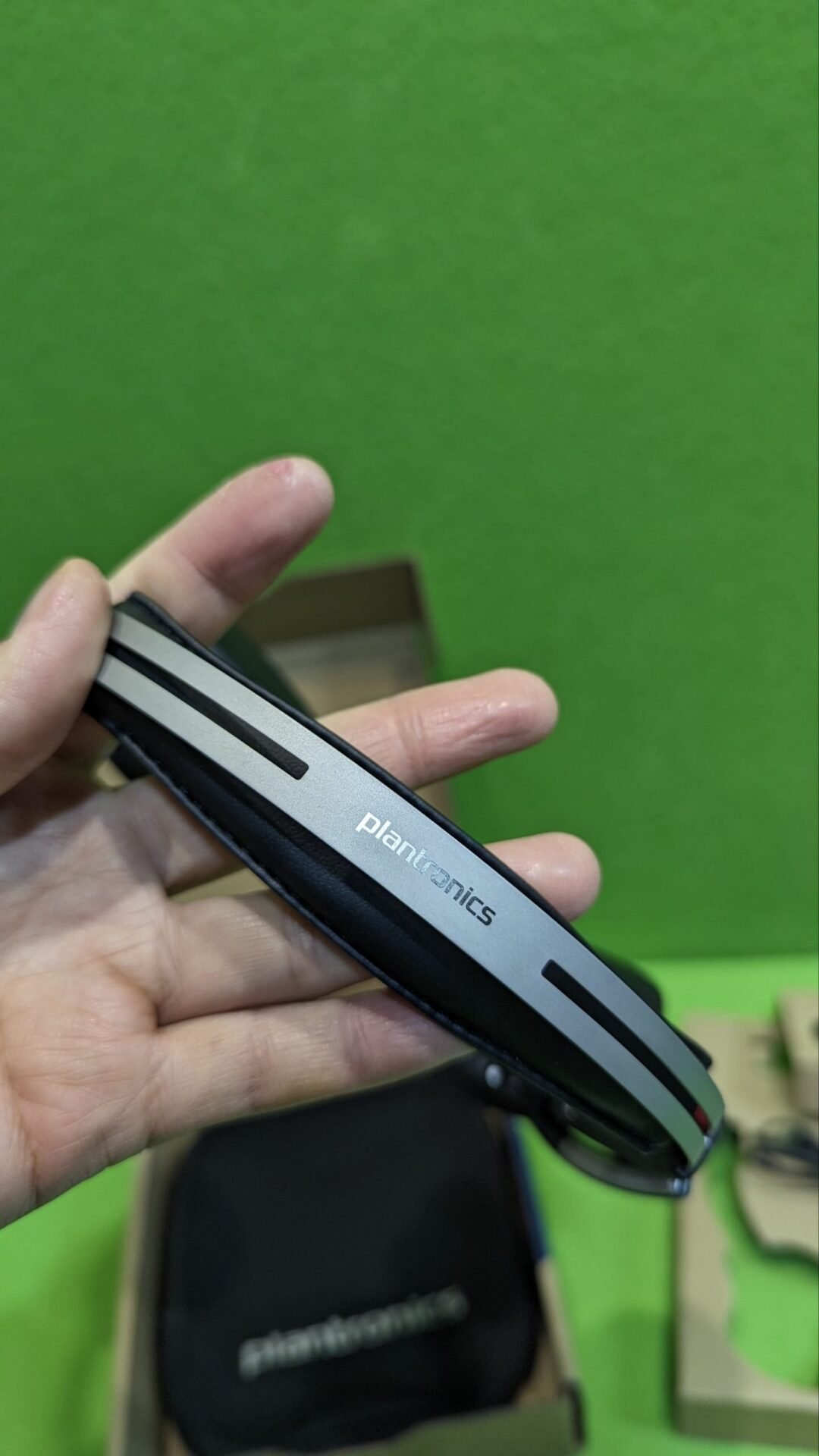 Foto 10 de Plantronics Voyager Focus UC B825 – Bluetooth Stereo Black