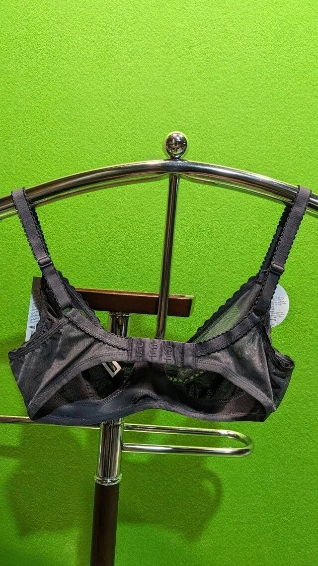 Foto 6 de Playtex Brasier con aros de encaje y microfibra Talla: FR 90C