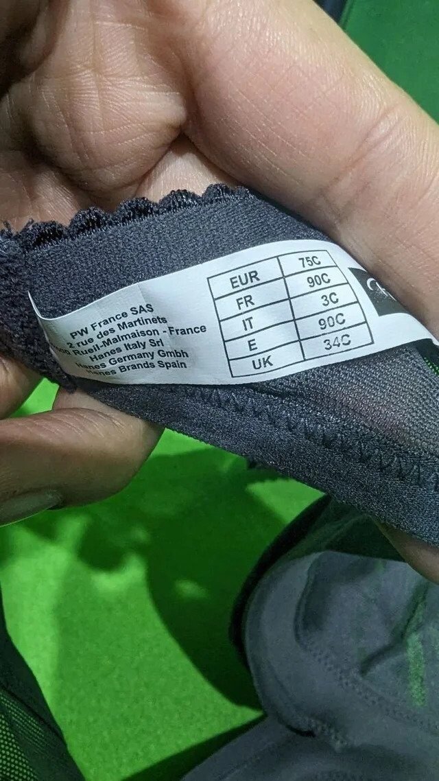 Foto 7 de Playtex Brasier con aros de encaje y microfibra Talla: FR 90C