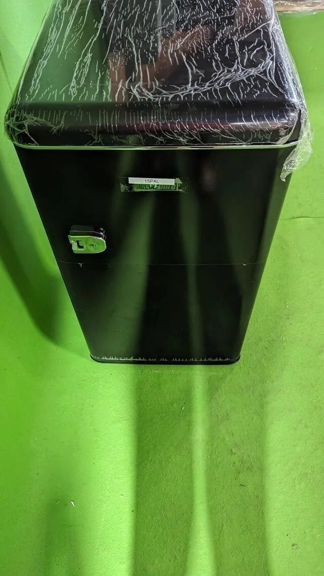 Foto 10 de Refrigerador MaxxHome Retro – congelador