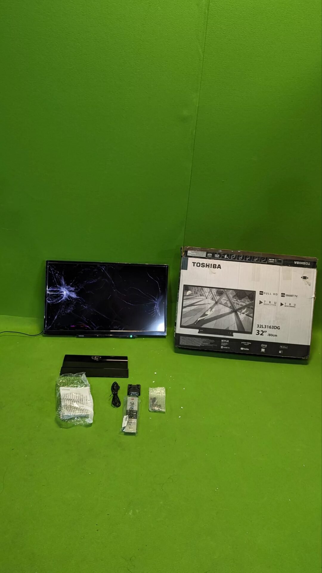 Foto 7 de REPUESTO Toshiba TV 32L3163DG Smart TV de 32″