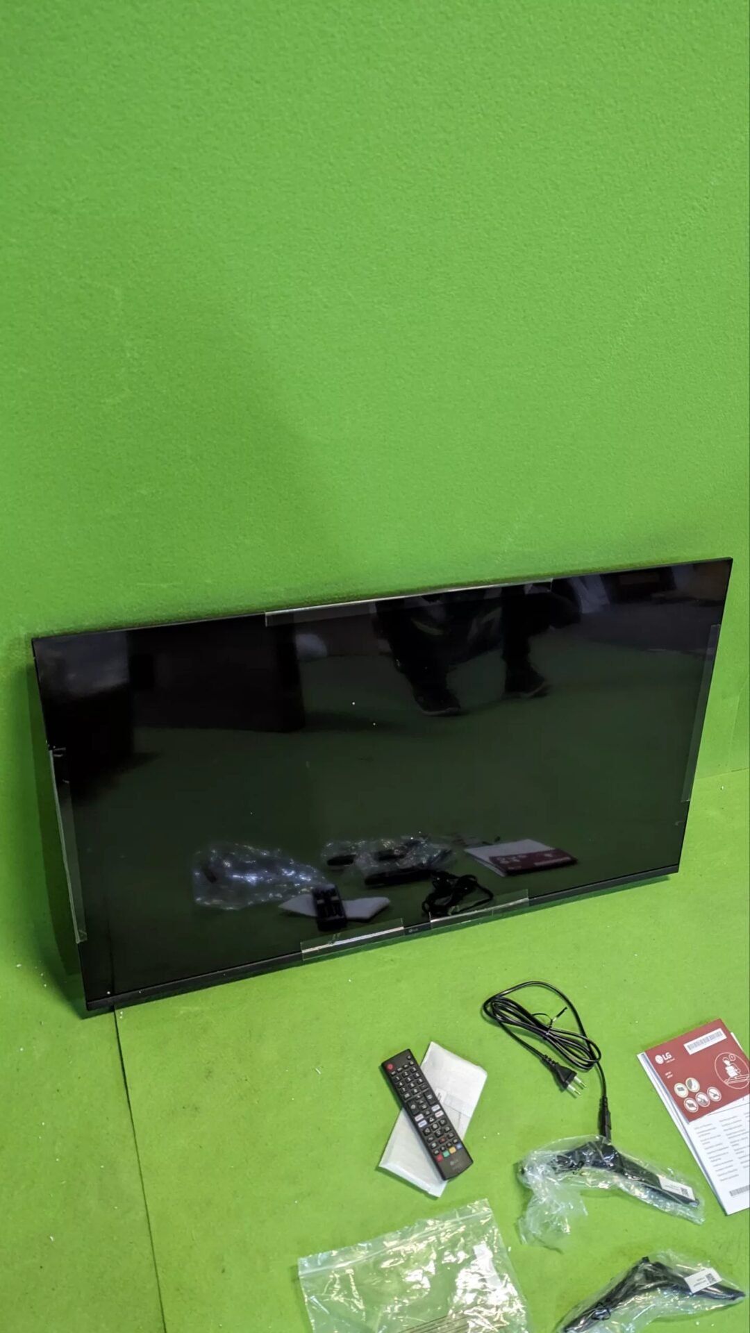 Foto 9 de REPUESTOS LG 43UR73006LA 43″, 4K UHD, Smart TV