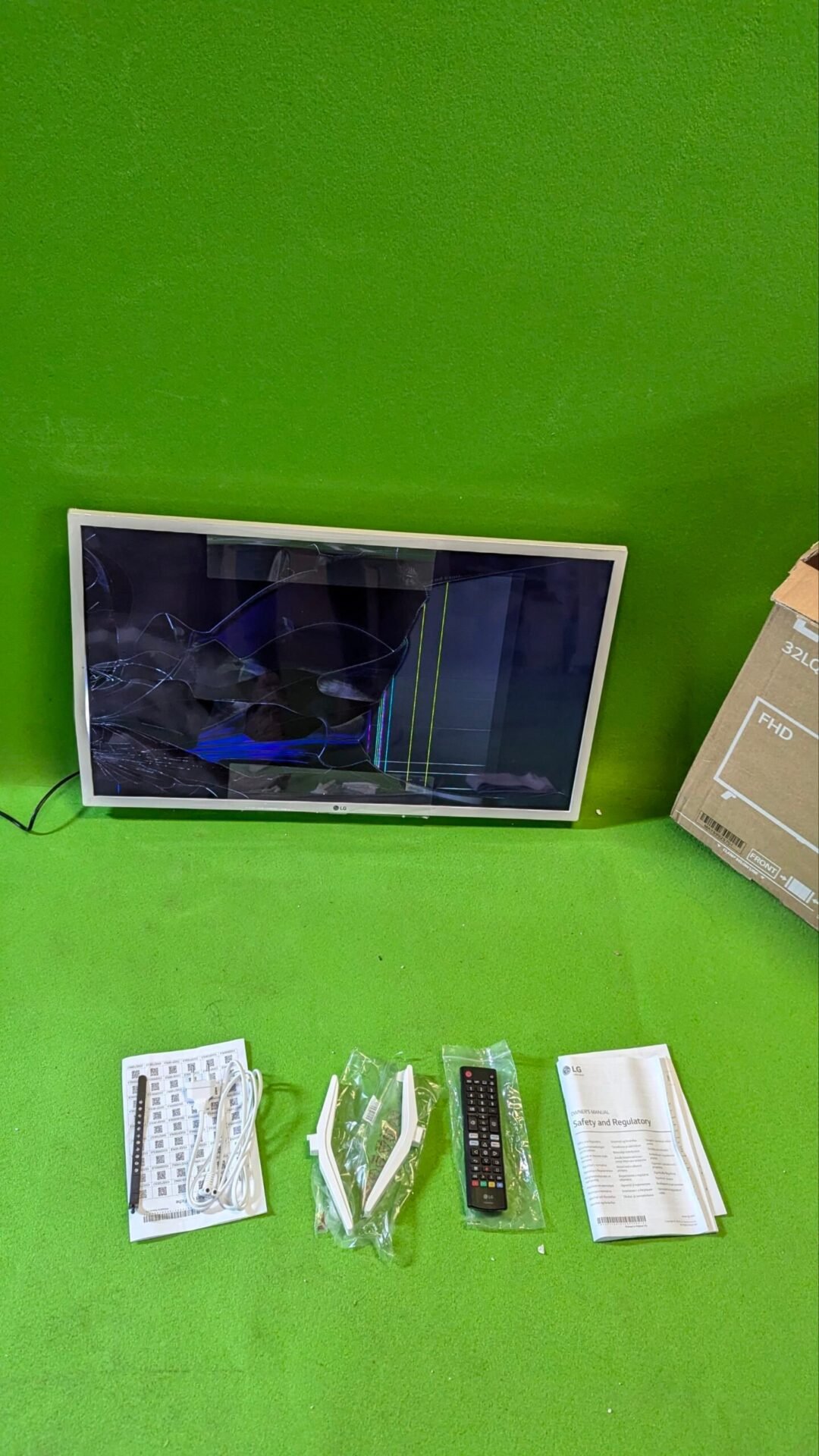 Foto 2 de REPUESTOS LG Televisor LG 32LQ63806LC – Smart TV webOS22