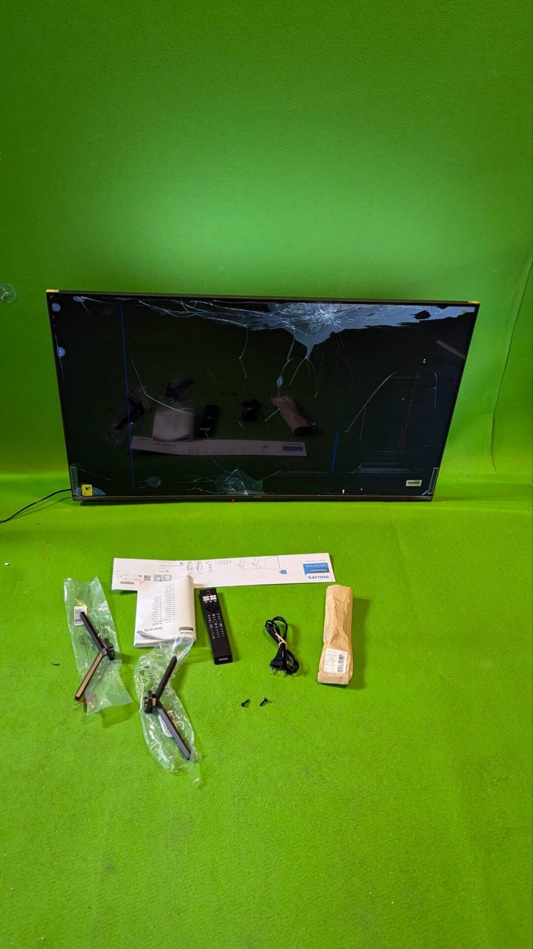 Foto 2 de REPUESTOS Philips 4K LED Smart Ambilight TV|PUS8118|50 Pulgadas