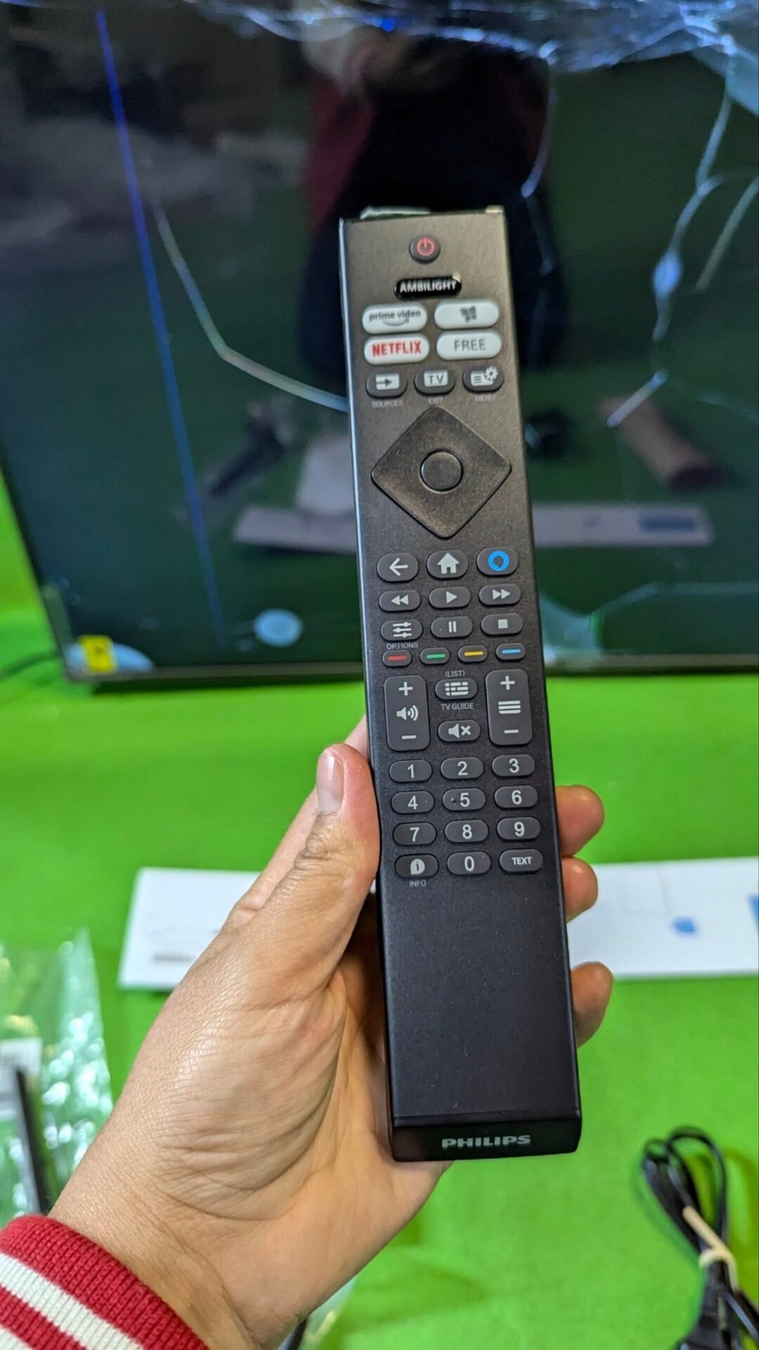 Foto 7 de REPUESTOS Philips 4K LED Smart Ambilight TV|PUS8118|50 Pulgadas