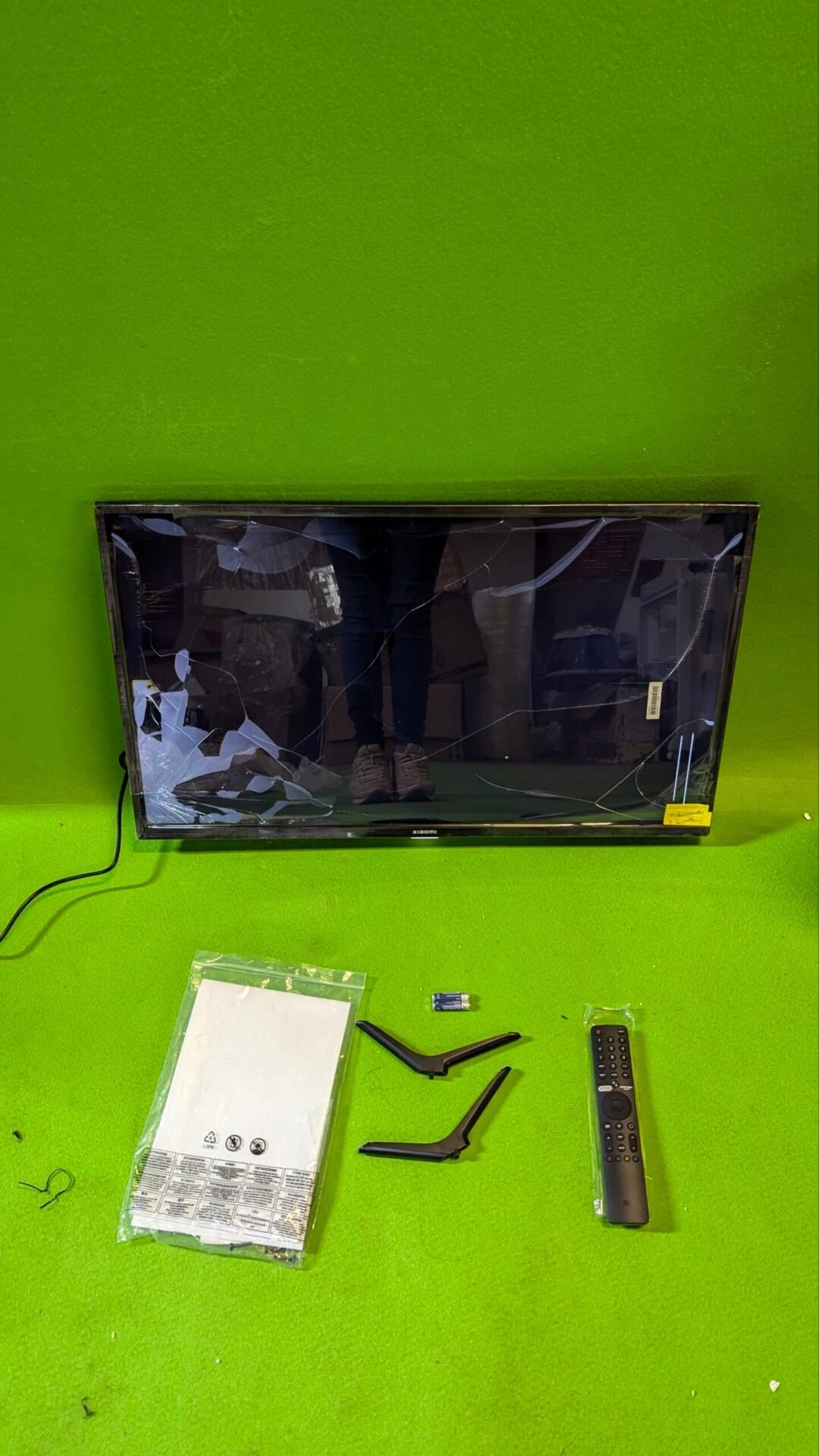Foto 2 de REPUESTOS Xiaomi P1E Smart TV 32»