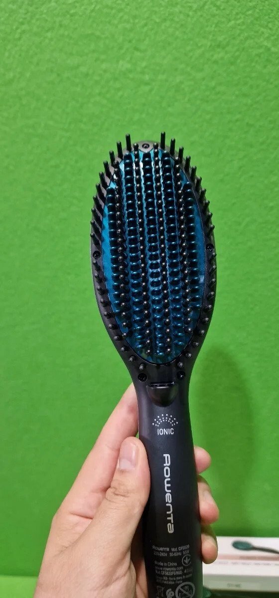 Foto 7 de Rowenta Cepillo alisador Power Straight CF5820F0 para cabello muy rizado
