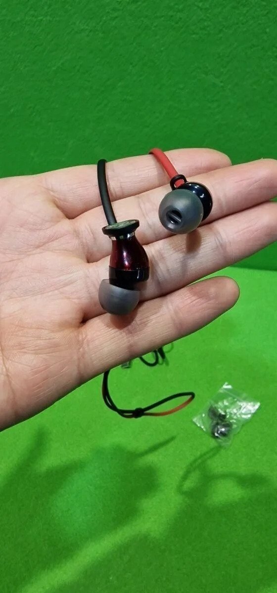 Foto 5 de Sennheiser Momentum Free Audífonos