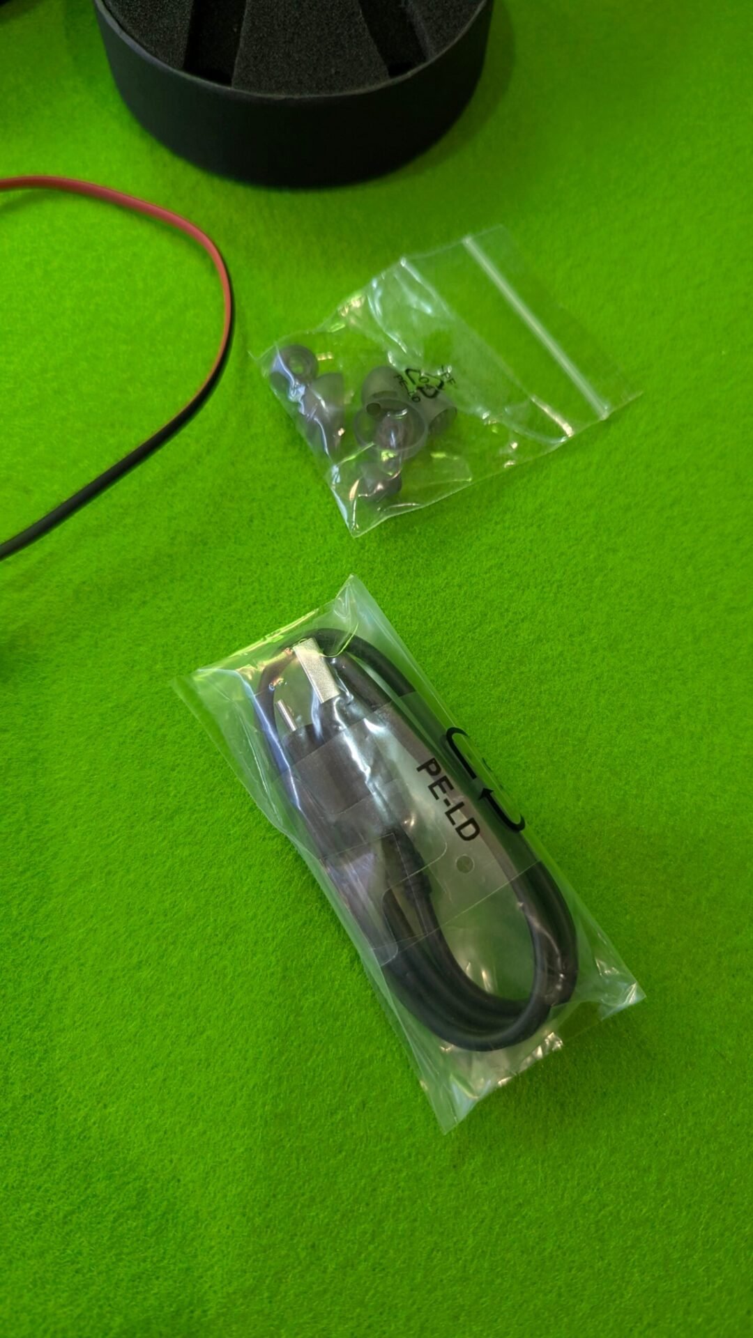 Foto 4 de Sennheiser Momentum Free Audífonos inalámbricos