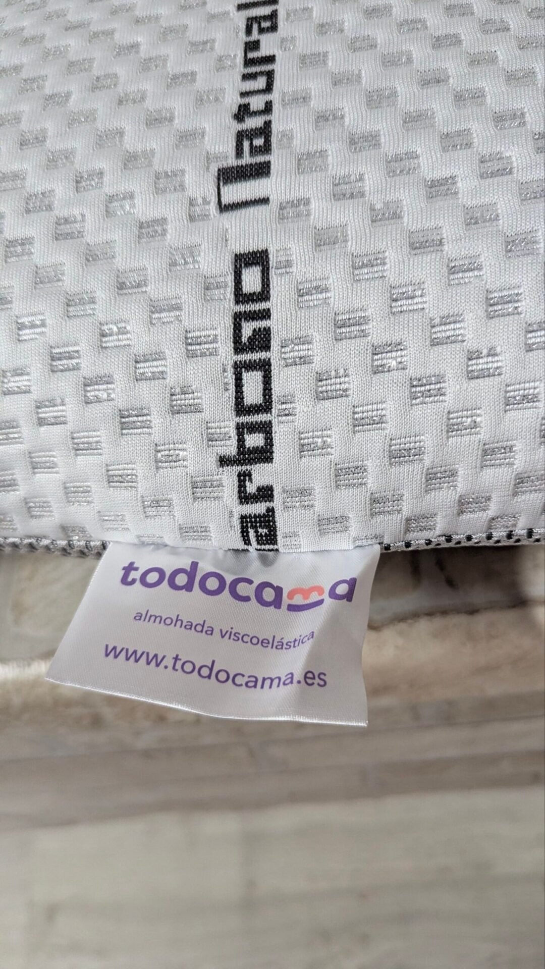 Foto 6 de Todocama – Almohada viscoelástica Carbono Natural 75cm
