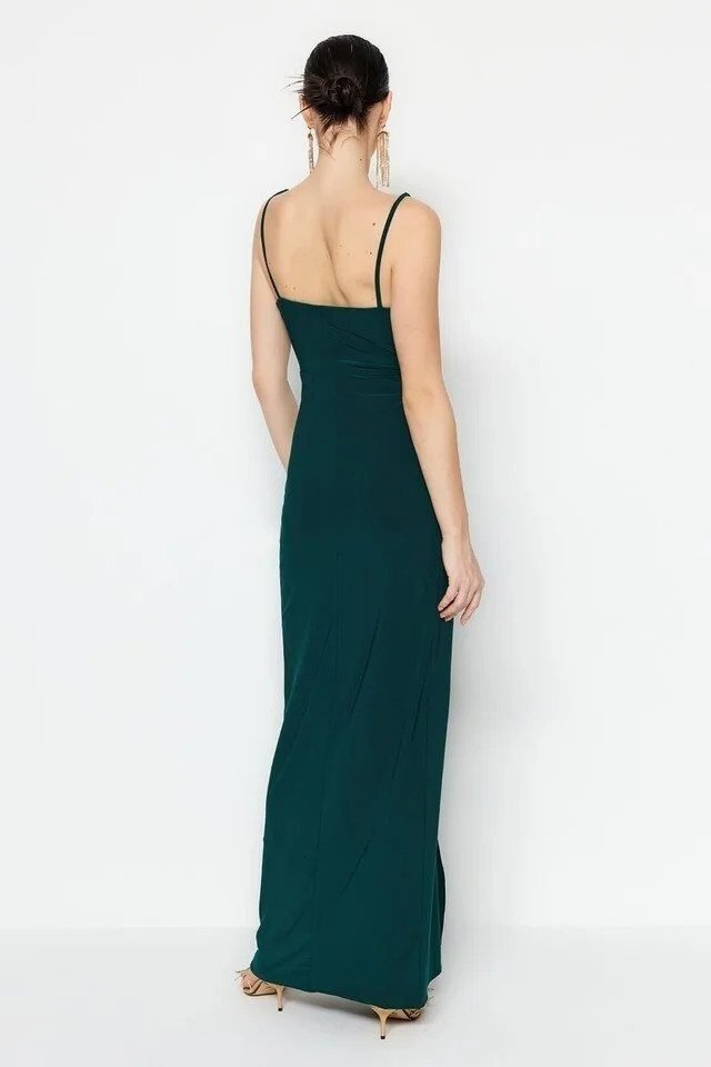 Foto 3 de Vestido de noche y fiesta Trendyol Talla 40